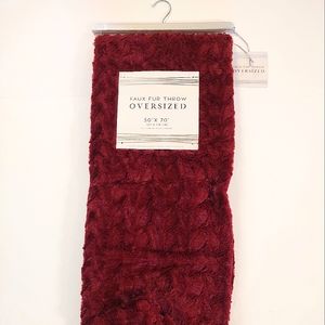 🎁Faux Fur Oversized Throw Blanket - Rumba Red; Style THBR-379H